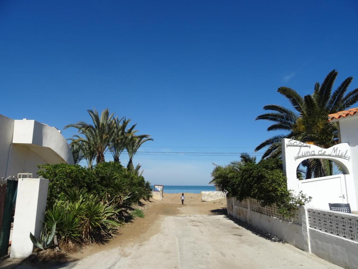 Villa At Seafront With Private Garden-655 Denia Dış mekan fotoğraf